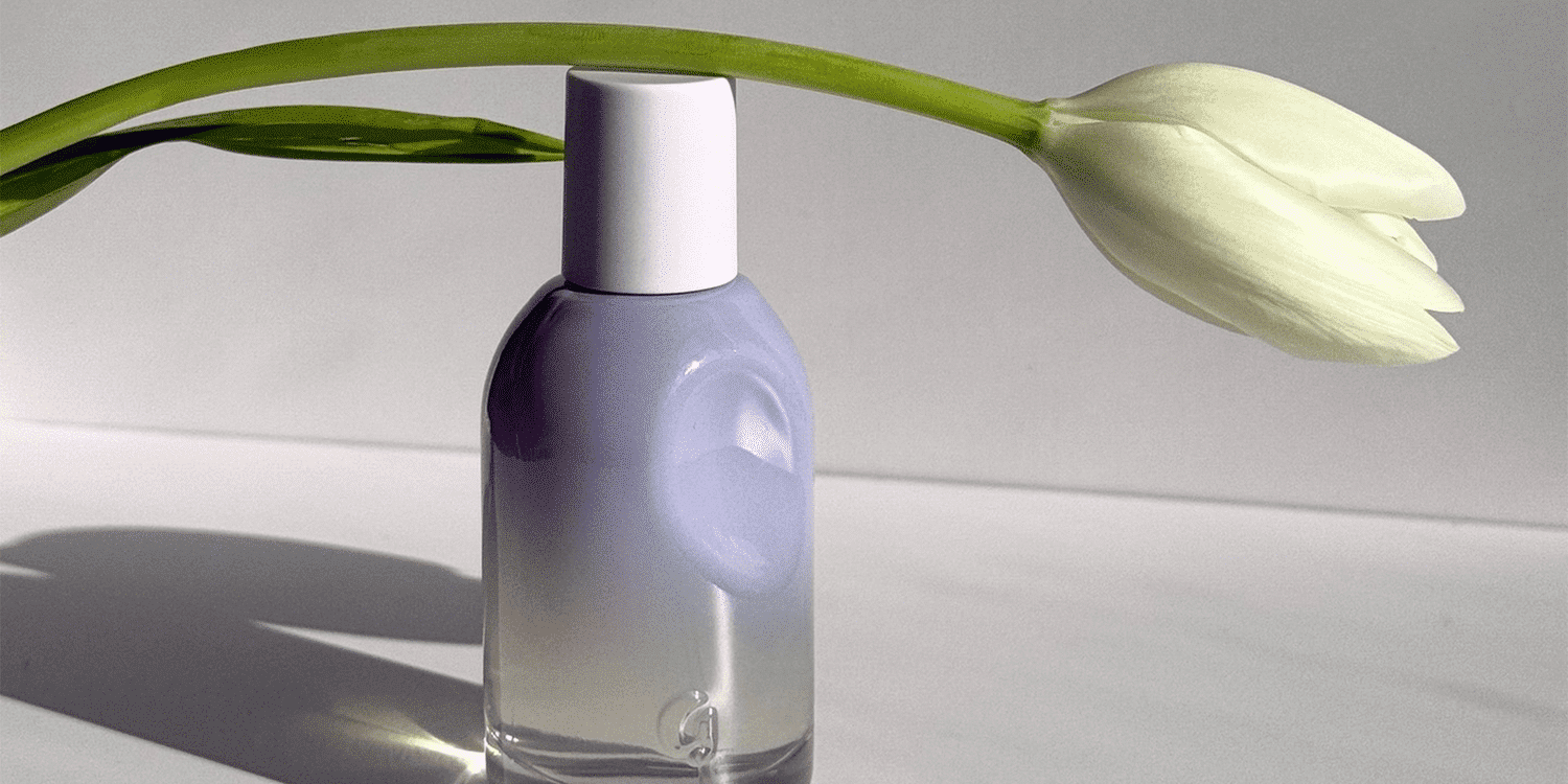 Glossier You Fleur Won Over Our Floral Adverse Editors